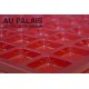 .Plateau 70 cases plastique rouge X1 LOT N°M107