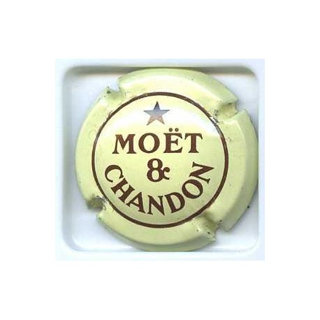 MOET & CHANDON159 Lot N° 390