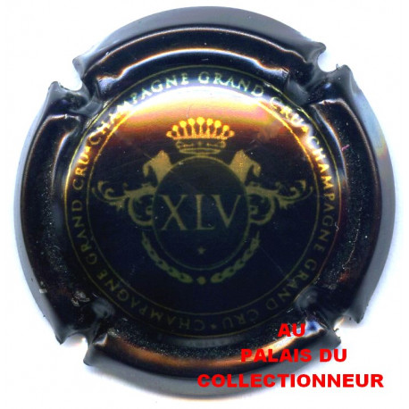 XAVIER LOUIS VUITTON 02 LOT N°13153