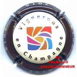 VIGNERONS EN CHAMPAGNE 04g LOT N°22352