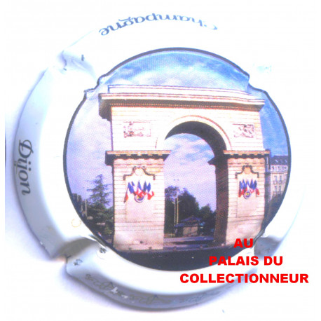 LACROIX TRIAULAIRE 210 LOT N°12775