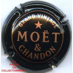 MOET & CHANDON242a LOT N°8370