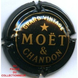 MOET & CHANDON235 LOT N°8371