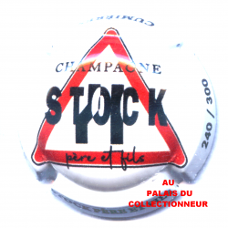 STOCK Père et Fils 05j LOT N°27067